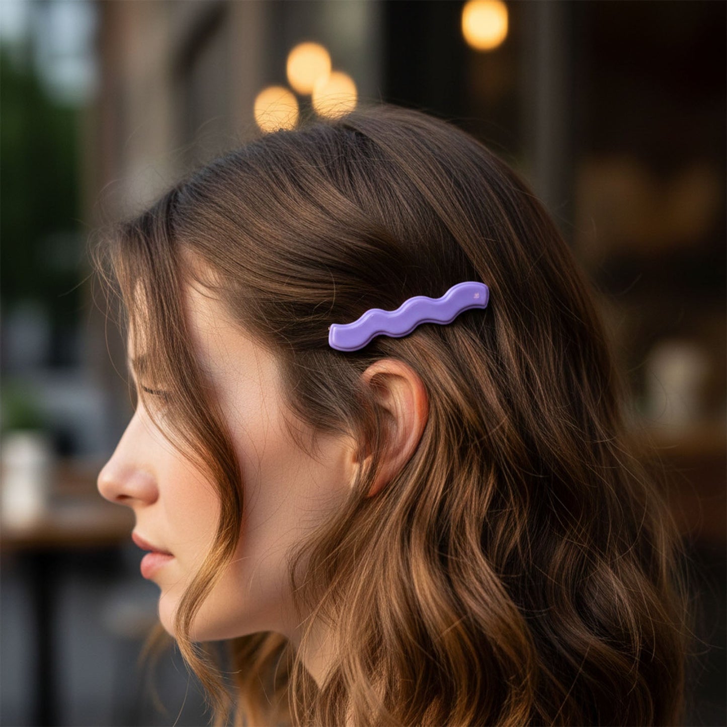 Durable and lightweight salon style alligator hair clips