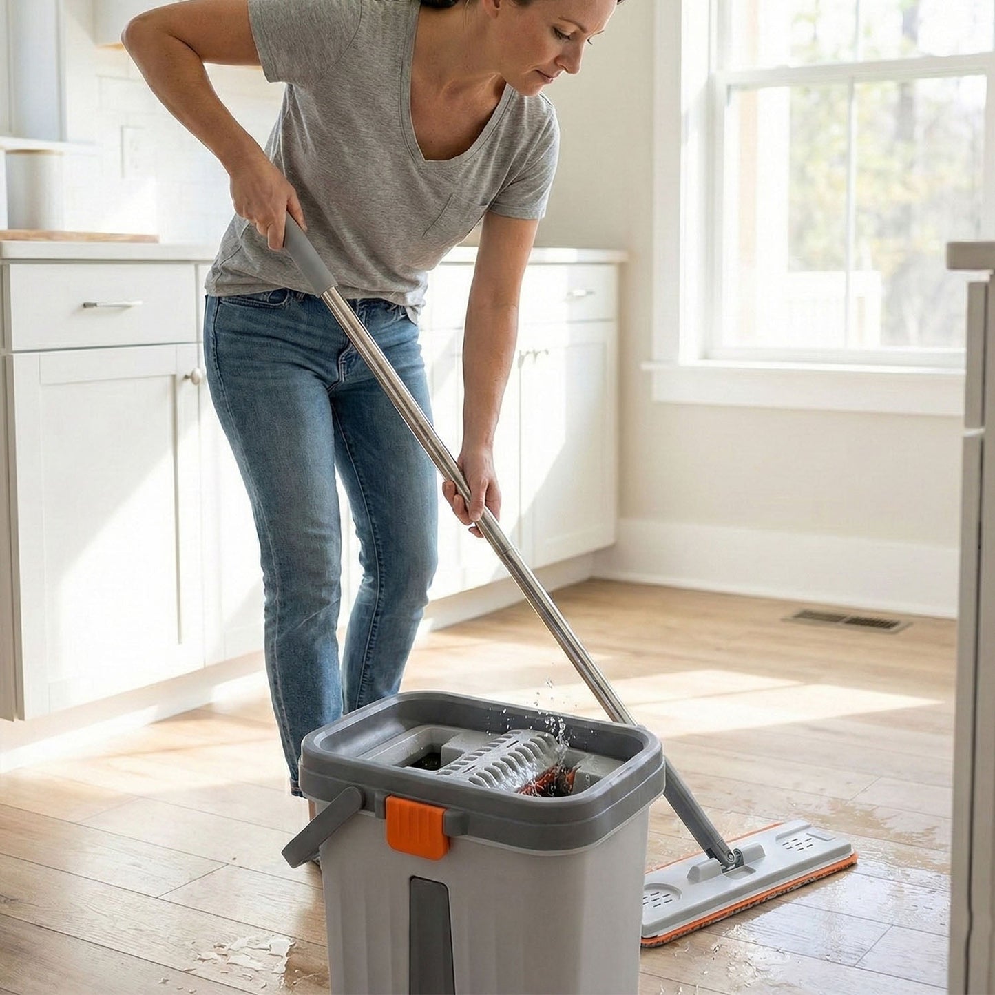 Flat mop head efficient for corner and edge cleaning tasks