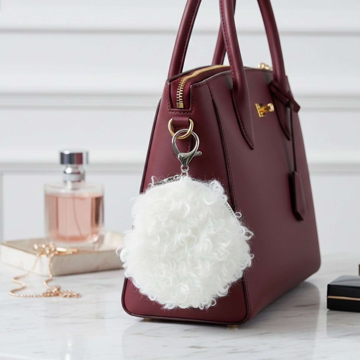 Cute mini purse ideal for coins and keys storage