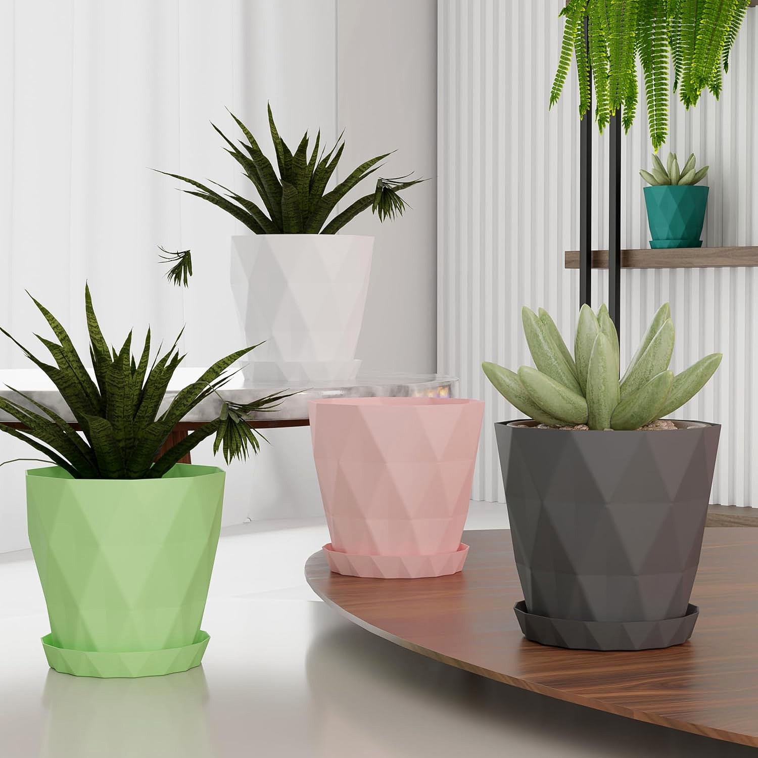 Modern geometric diamond design plastic flower pot with tray