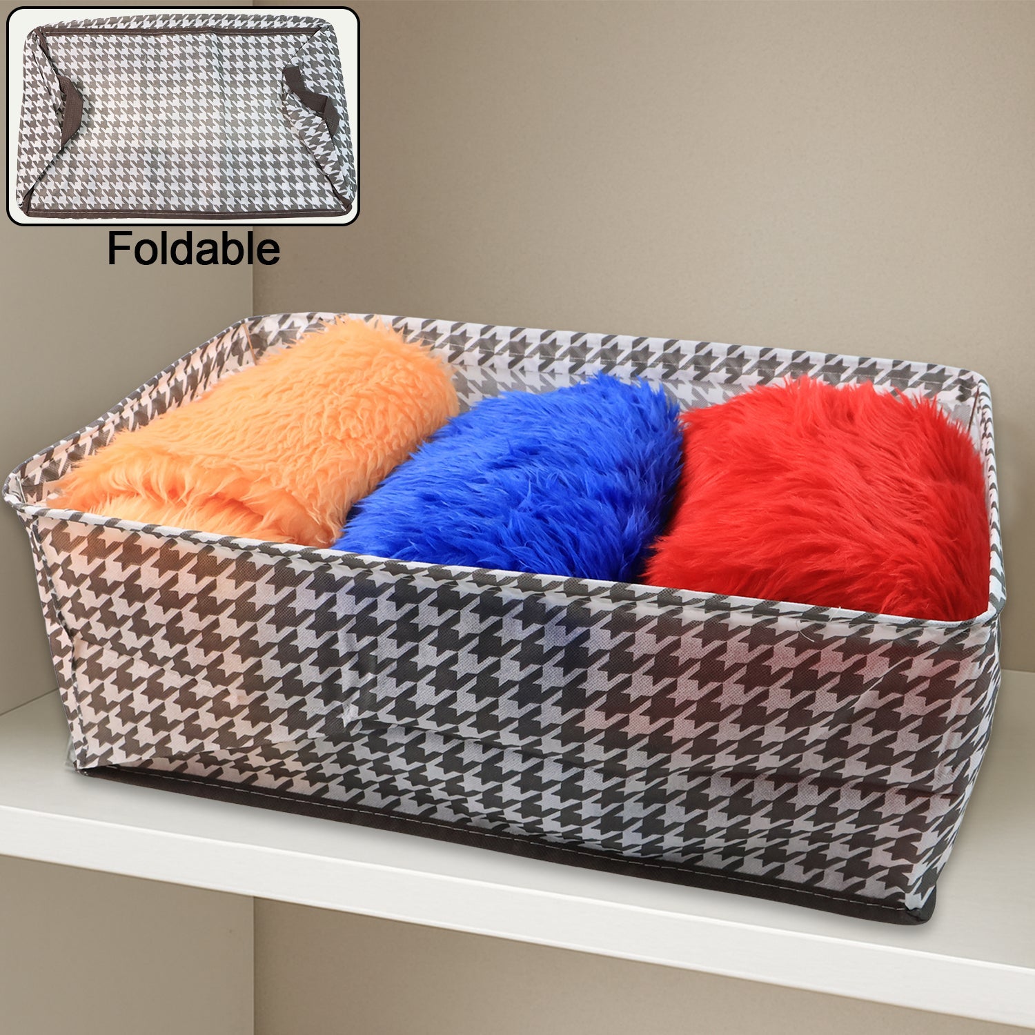 Close-up of the integrated handles on the foldable canvas storage basket, designed for comfortable carrying.