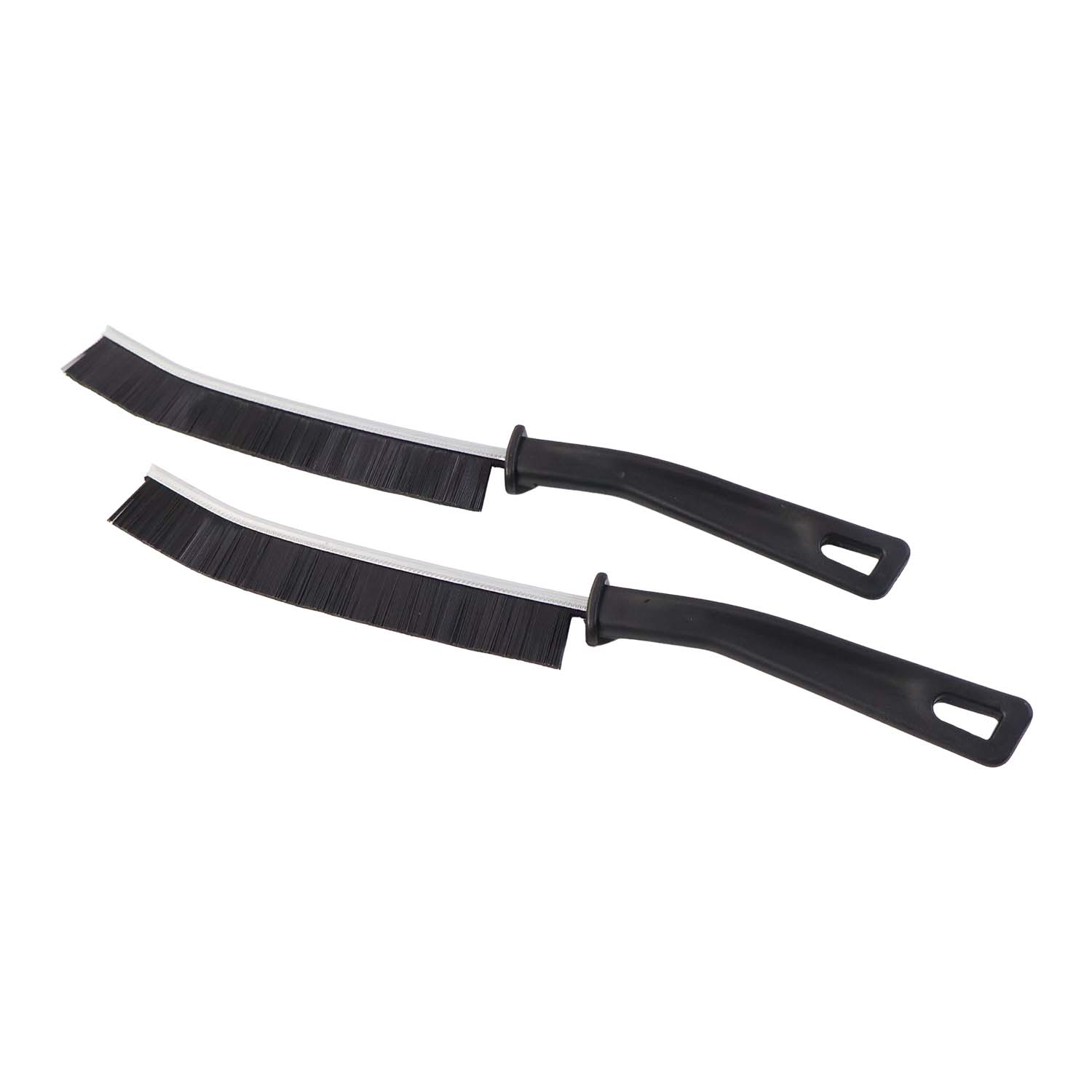 Stiff bristle brush for dust removal in skirting boards and floor corners