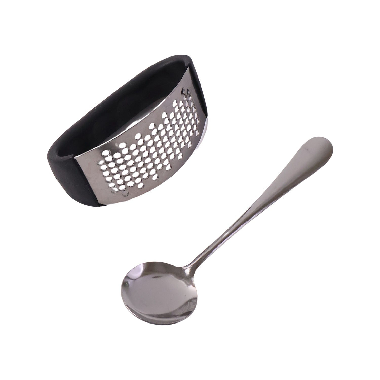 Compact garlic press and spoon set for efficient kitchen use