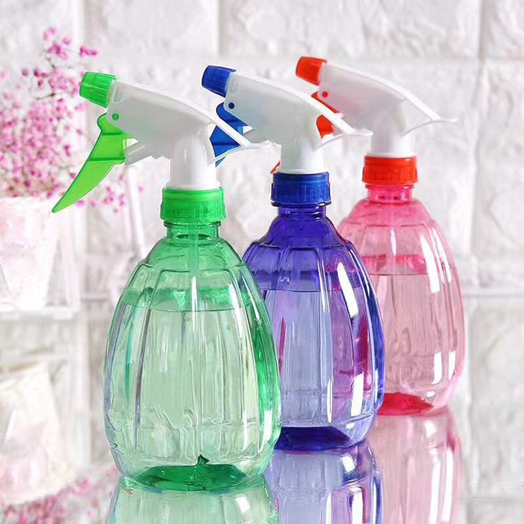 Ergonomic plastic spray bottle head, a reliable replacement nozzle with pipe.