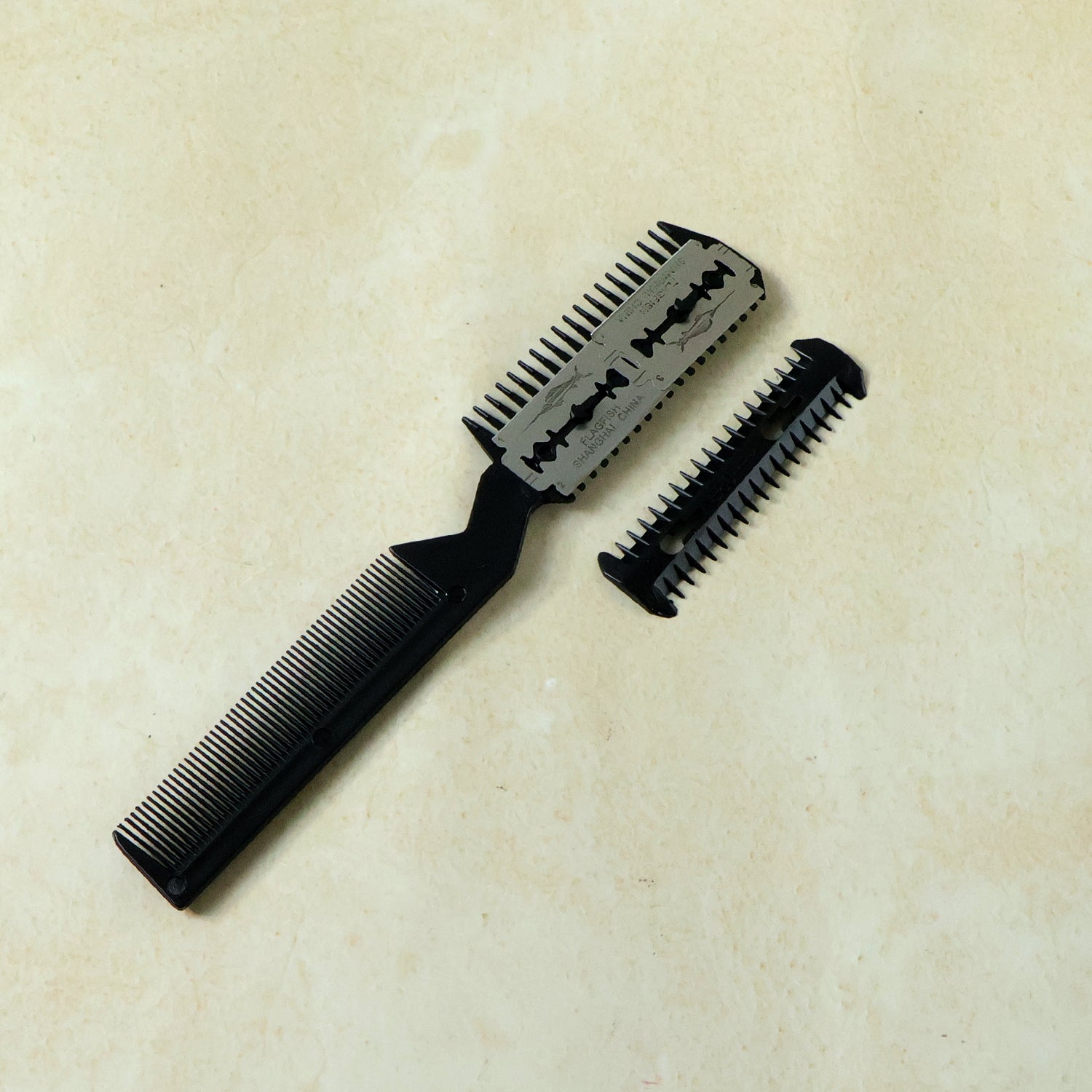 Razor blade hair cutter for precise trimming