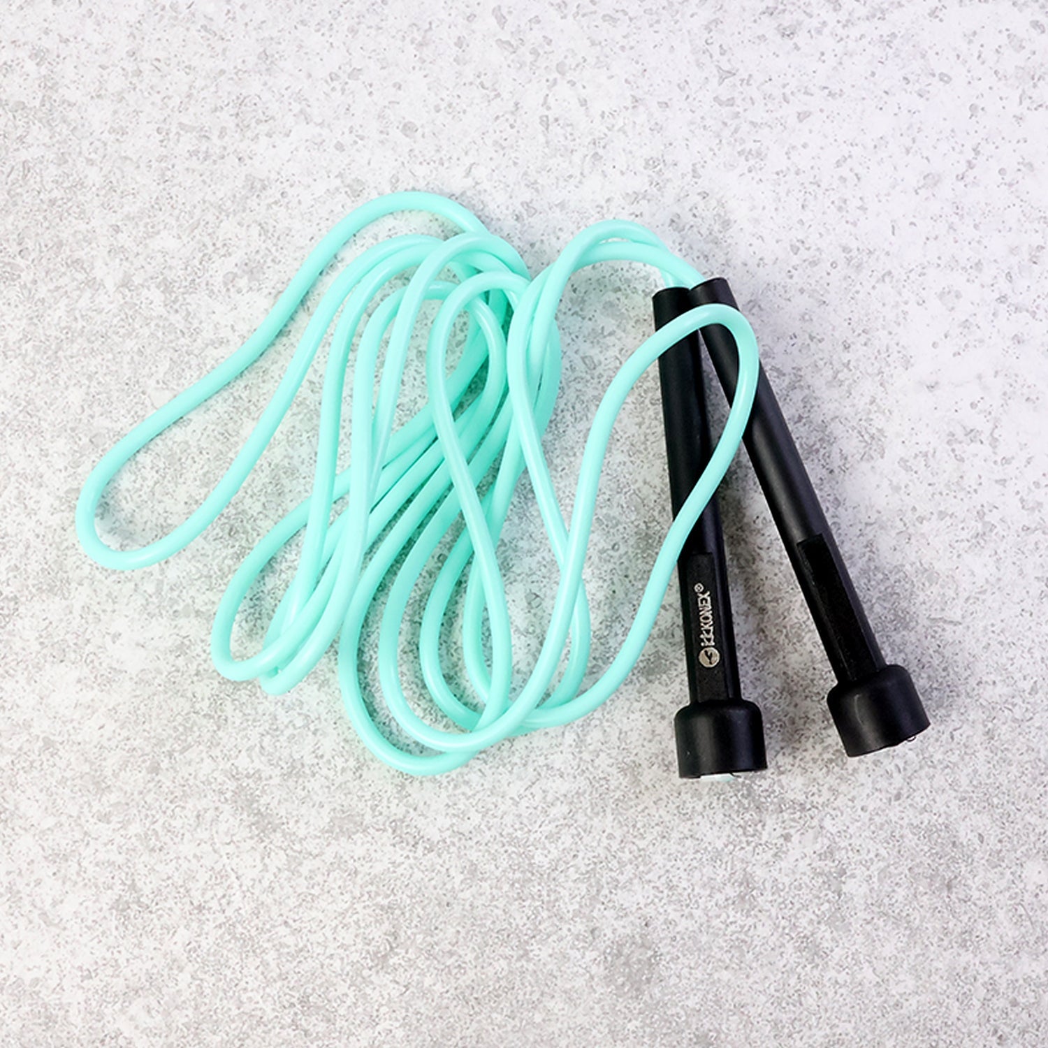 Adjustable 3m length training jump rope for all fitness levels