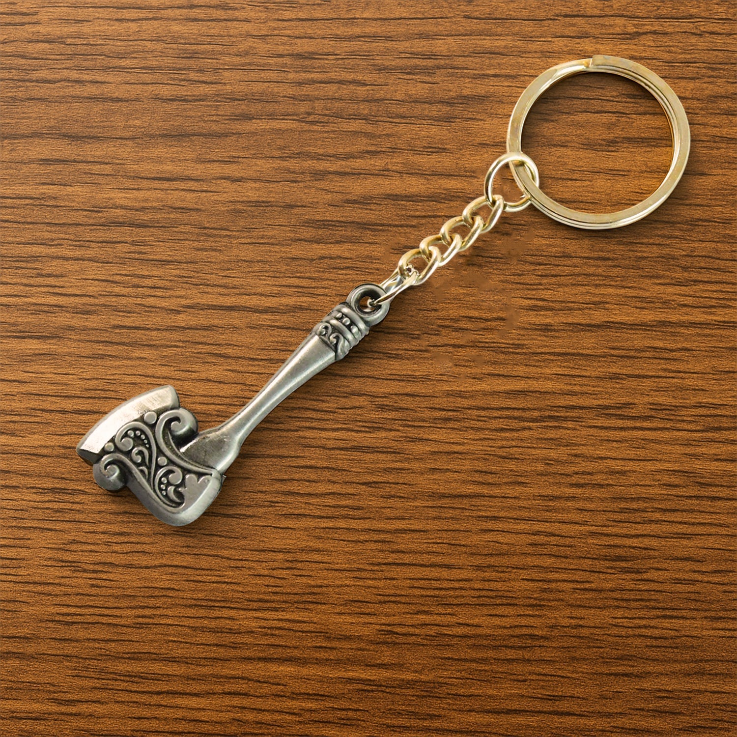 Stylish metal keychain with axe design, suitable for car and bike keys
