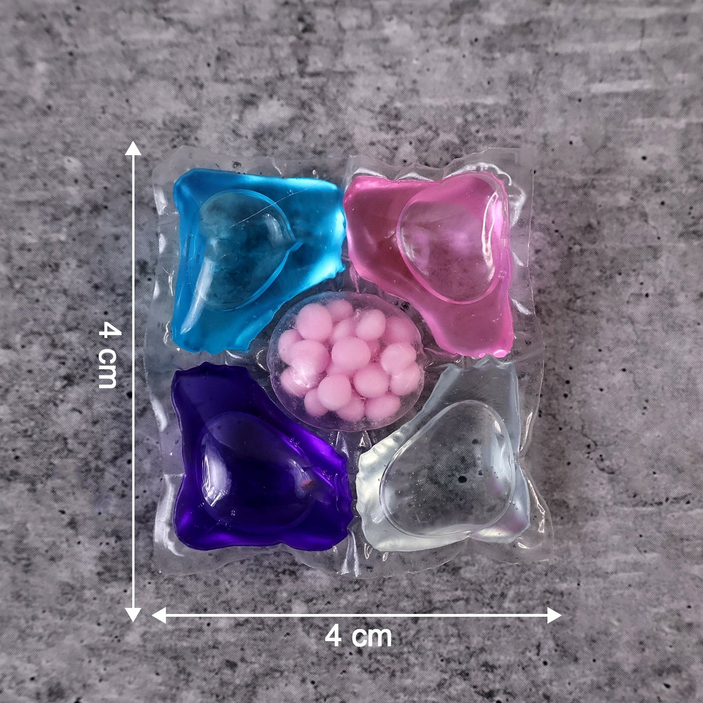 Color protection Laundry Detergent Pods for vibrant clothes