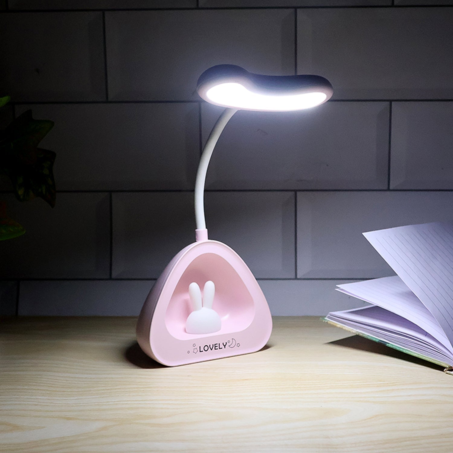Neutral image of LED desk lamp