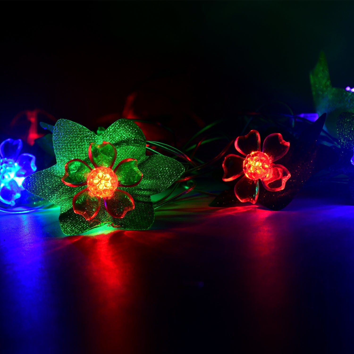 Decorative Leaf & Flower LED String Light with colorful illuminated leaf and flower covers