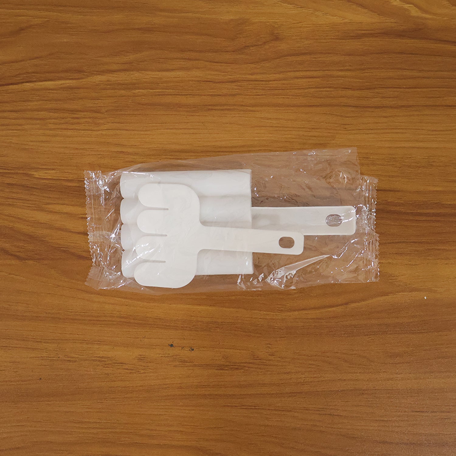 Manual food slicing and frying press tool designed for neat cooking