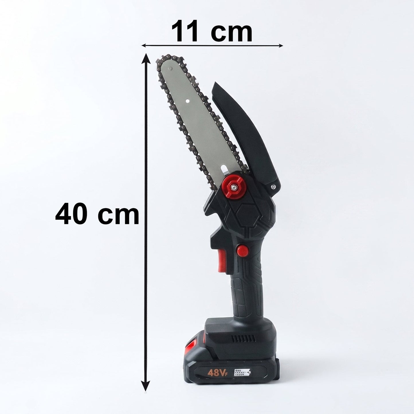 Rechargeable mini chainsaw for small branch cutting