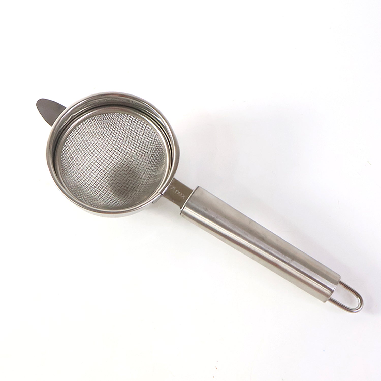 Neutral image showing medium stainless steel mesh strainer