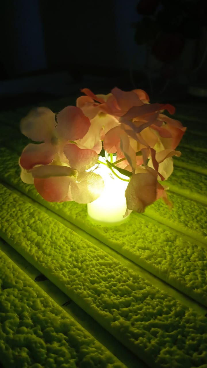 The LED flower vase lamp securely packaged, ready for gifting or safe delivery to your home.