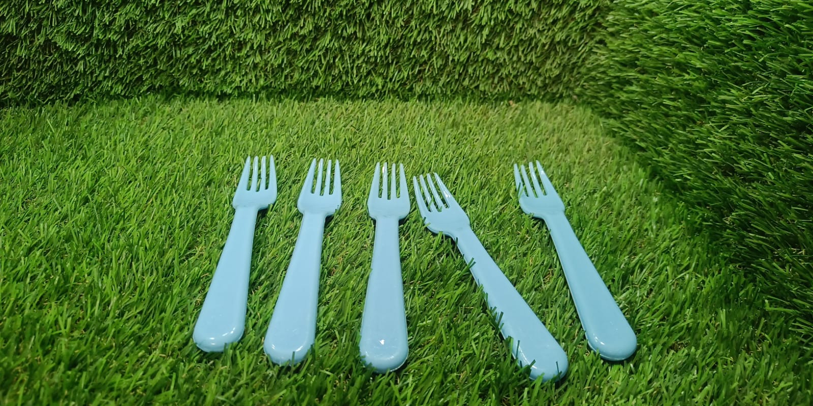 Generic image of a plastic fork, suitable for a wide range of meals.