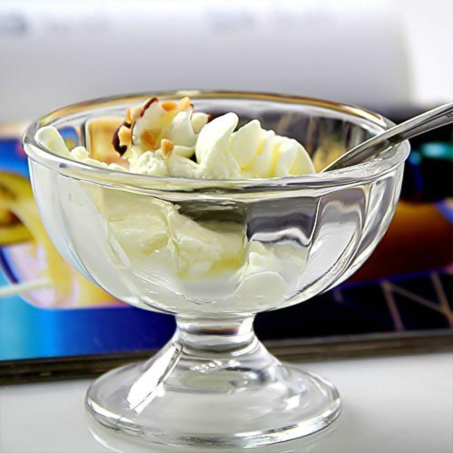 Versatile glass dessert bowls set used for ice cream and sweets