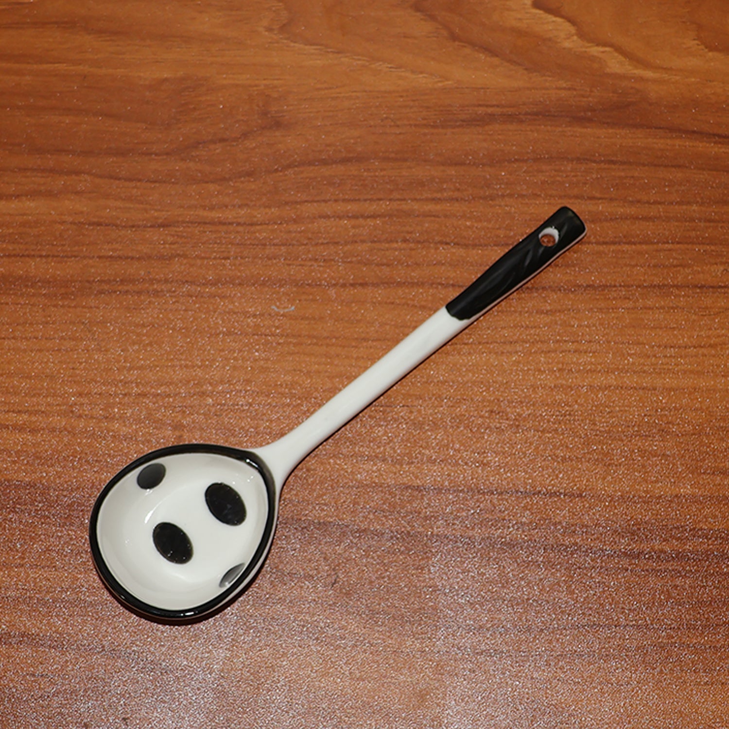 Lightweight 17cm soup ladle with heat-resistant polycarbonate material for daily use
