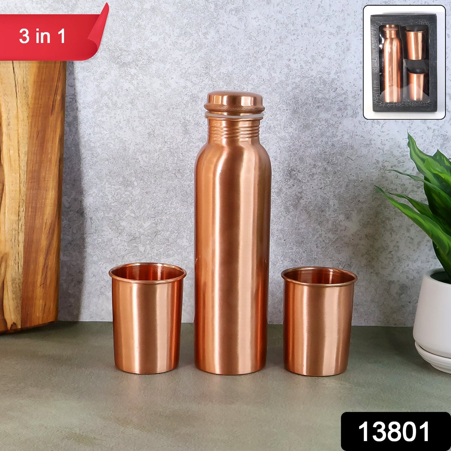 Close-up of the pure copper bottle showcasing its unique honeycomb etched design.